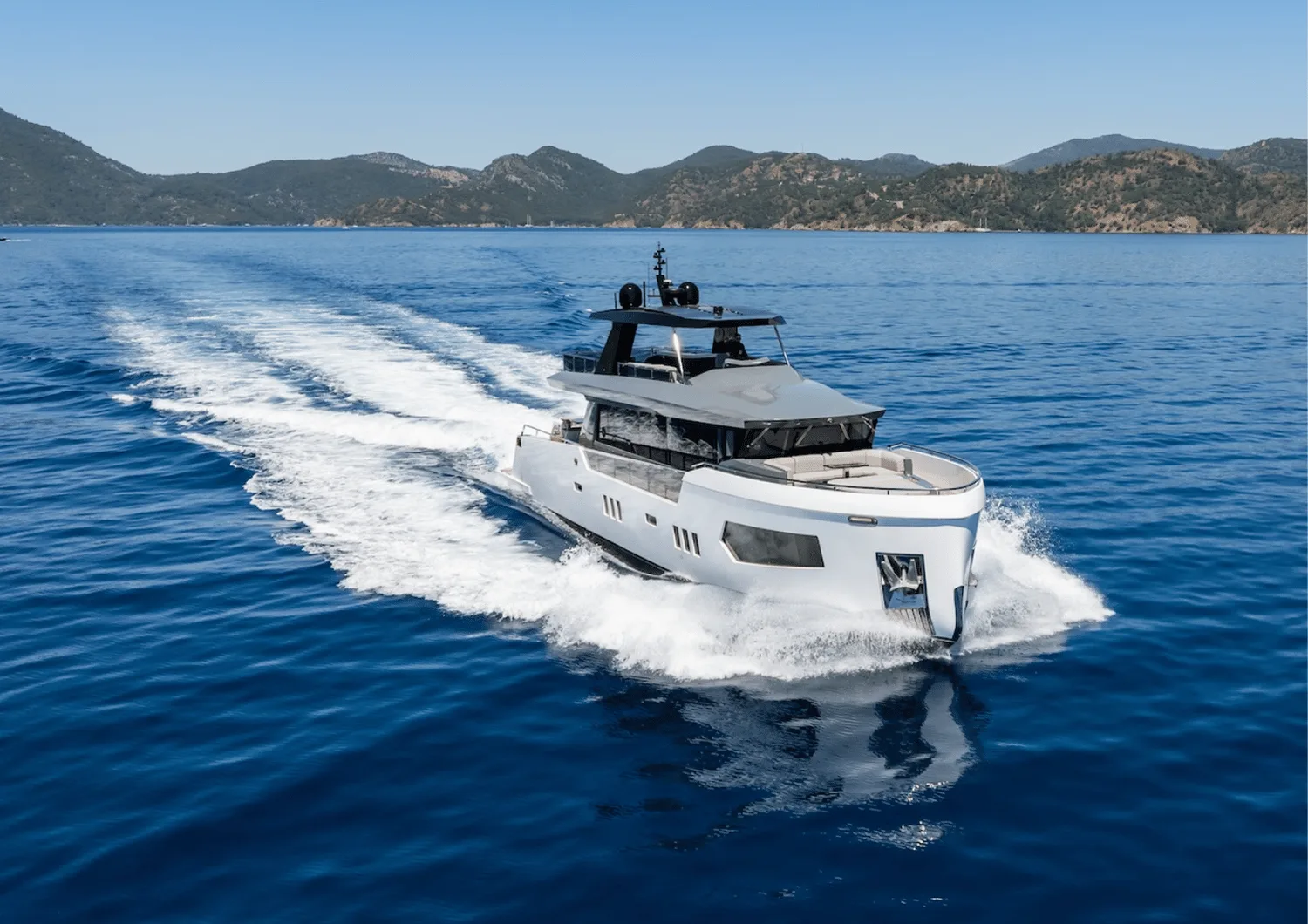 MOM-MY28 Motoryat interior - Photo 9